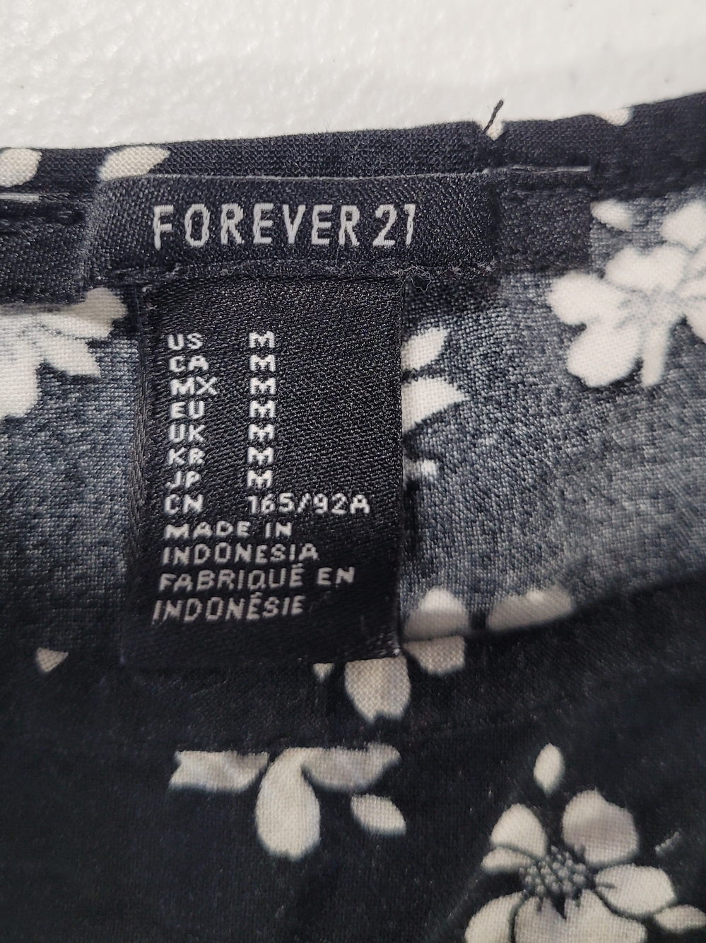 Forever 21 Navy Floral Tie-Knot Tank Top - Picture 2 of 3